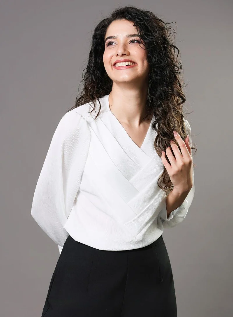 زجزاج White Side Pleated Chiffon Top